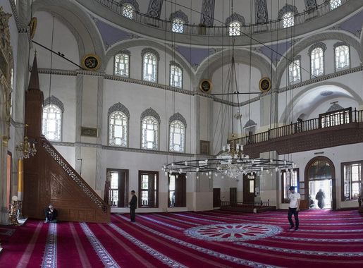 File:Emir Sultan mosque panorama.jpg - Wikimedia Commons