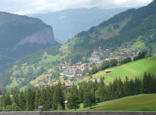 File:Wengen Switzerland.jpg - Wikimedia Commons