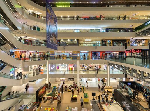 File:Large interior view of Plaza Singapura Shopping mall Orchard Road  Singapore.jpg - Wikimedia Commons