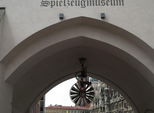 File:München - Altes Rathaus - Spielzeugmuseum 001.jpg - Wikimedia Commons