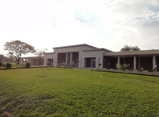 File:Parliament building malawi.jpg - Wikimedia Commons