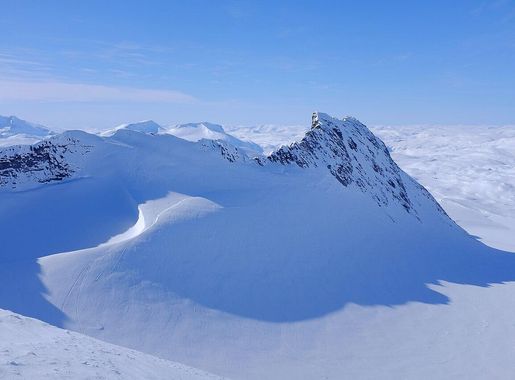 File:Skeie mountain in Jotunheimen National Park.jpg - Wikimedia Commons