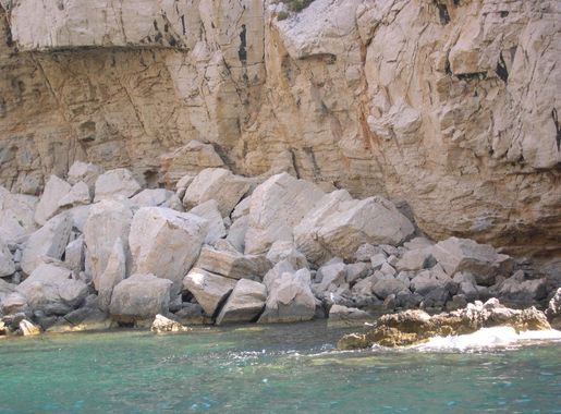 File:Calanques Marseille Cassis 29.JPG - Wikimedia Commons