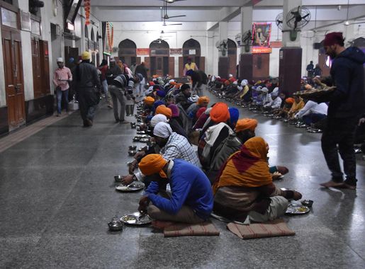 File:The famous 'langar'- free meals for one and all (38938496121).jpg -  Wikimedia Commons