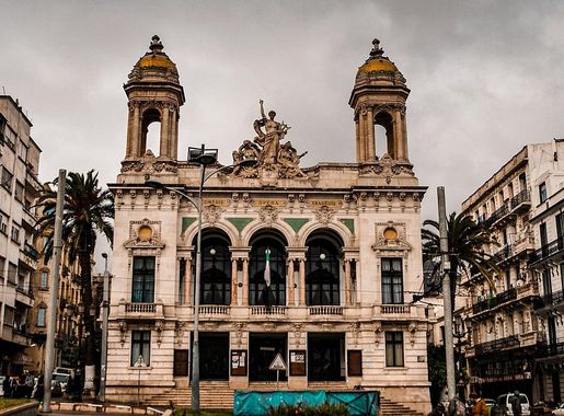 File:Théâtre d oran.jpg - Wikimedia Commons