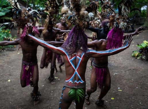 File:A small nambas dance as part of a kastom village tour on Malekula  Island, Vanuatu. (10663568323).jpg - Wikimedia Commons
