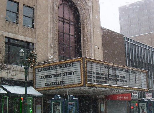 File:LoewsStateTheatre 16december2007.jpg - Wikimedia Commons