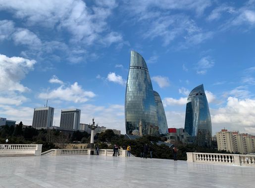 File:Baku 15 09 09 478000.jpeg - Wikimedia Commons