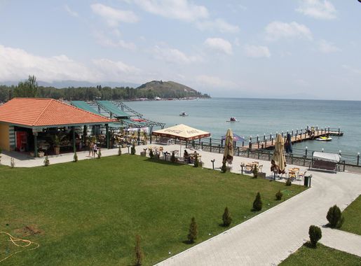 File:Lake Sevan beach at Best Western Bohemian Resort.JPG - Wikipedia