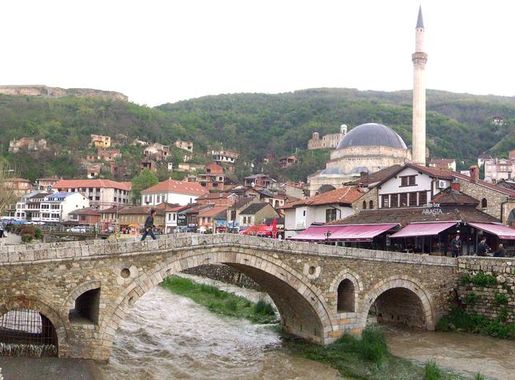 File:Prizren - Kosova Cumhuriyeti.JPG - Wikimedia Commons