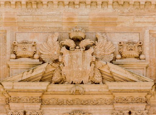 File:Pediment Cathedral, Almeria, Spain.jpg - Wikimedia Commons