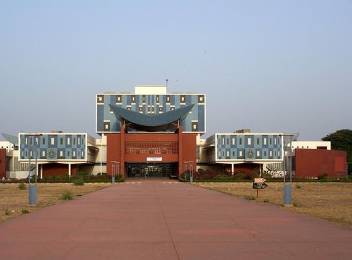 File:BU Université Chekh Anta Diop de Dakar.JPG - Wikimedia Commons