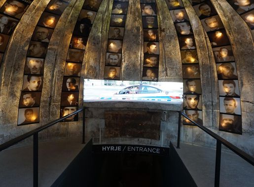 File:Bunk'Art 2, Tirana, Albania (49602471902).jpg - Wikimedia Commons