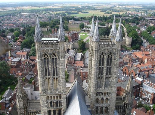 File:LincolnTowerView.jpg - Wikimedia Commons