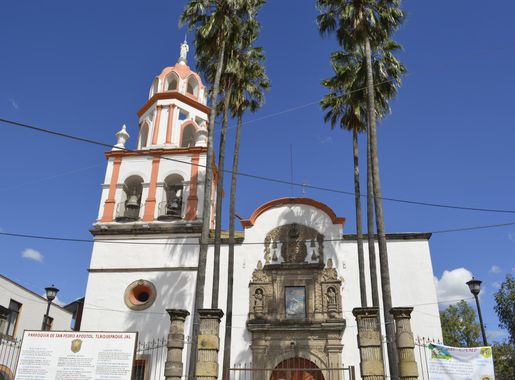File:Parroquia de San Pedro Tlaquepaque 08.JPG - Wikimedia Commons