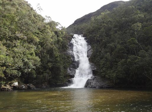File:P N Serra da Bocaina - Cachoeira Santo Isidro DSC02412-7.jpg -  Wikimedia Commons