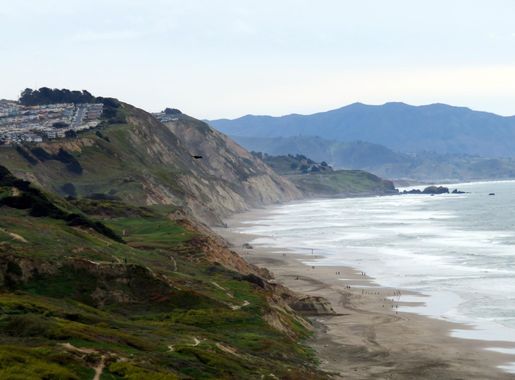 File:Cliffs along Thornton State Beach, March 2020.JPG - Wikimedia Commons