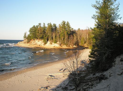 File:Mosquito Beach as seen from the North Country Trail  (3c73f969-4181-49ad-b5dd-4d19d5e3ef54).JPG - Wikimedia Commons
