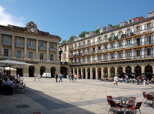 File:San Sebastien 13.jpg - Wikimedia Commons