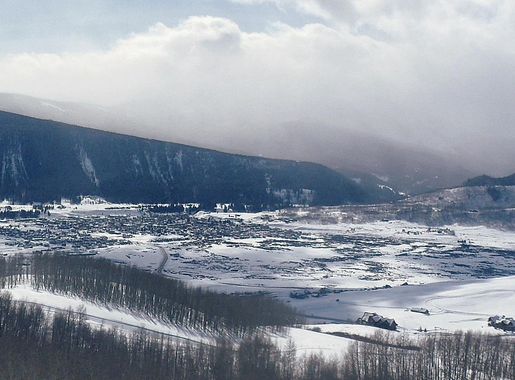 File:Town of Crested Butte from ski resort chairlift.jpeg - Wikimedia  Commons
