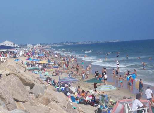 File:Misquamicut Beach, Rhode Island.JPG - Wikipedia