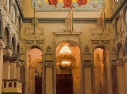 File:The Nave of the Holy Trinity Cathedral, Addis Ababa, Ethiopia  (3435015739).jpg - Wikimedia Commons