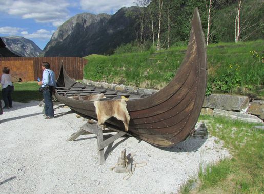 File:Viking Valley, Gudvangen5520.JPG - Wikimedia Commons