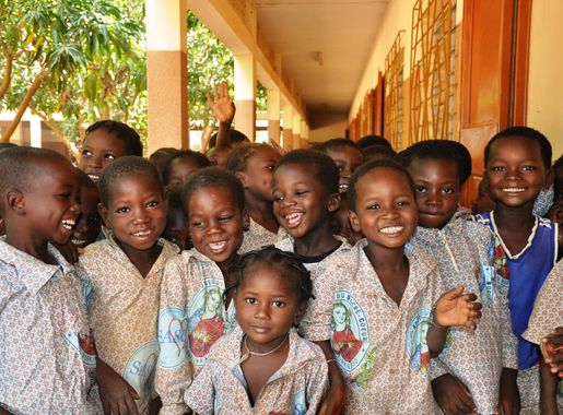 Free Images : person, people, youth, community, africa, child, smile,  laugh, education, family, children, kindergarten, class, burkina faso,  social group 3216x2136 - - 1009104 - Free stock photos - PxHere