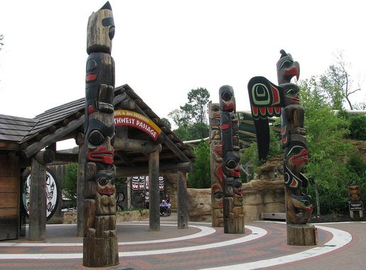 File:Northwest Passage Entrance.JPG - Wikimedia Commons