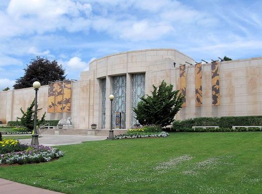 File:Seattle Asian Art Museum.jpg - Wikimedia Commons