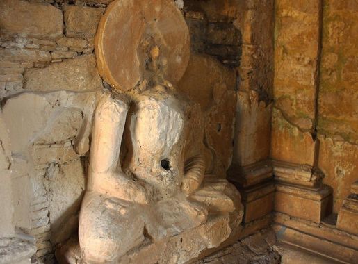 File:Jaulian Buddhist Monastery in Taxila 7.JPG - Wikimedia Commons