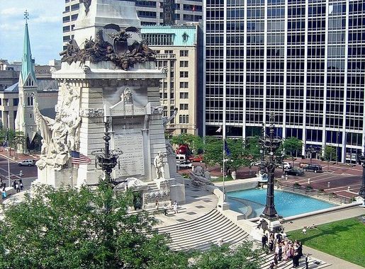 File:Monument Circle 2005 (247870545).jpeg - Wikimedia Commons