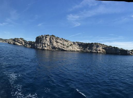 File:Cliffs at Kornati.jpg - Wikimedia Commons