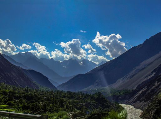 File:View of valley and mountain range in Northern Pakistan.jpg - Wikimedia  Commons