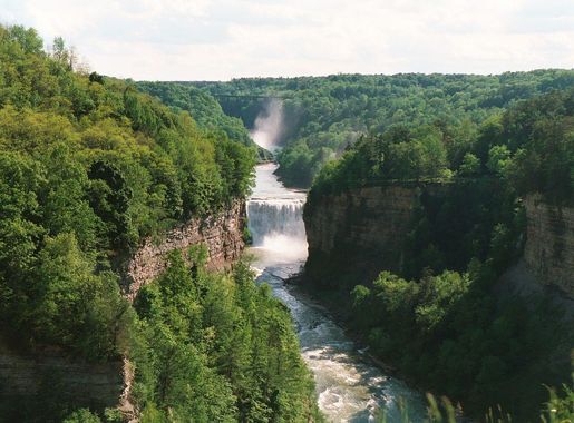 File:Letchworth State Park Middle Falls N 2002.jpeg - Wikimedia Commons