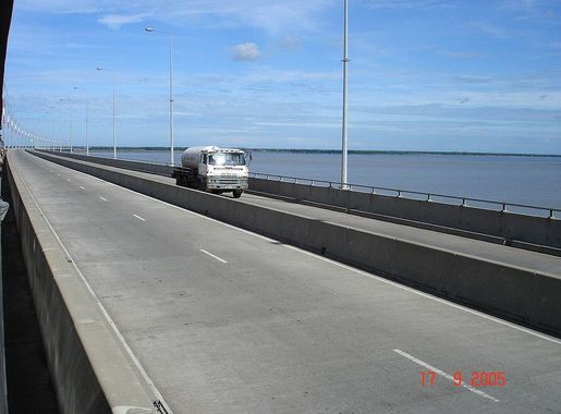 File:Jamuna Bridge - 3.JPG - Wikimedia Commons