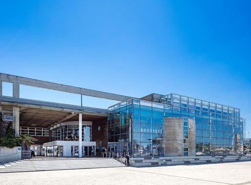 Fichier:Façade Aquarium La Rochelle.jpg — Wikipédia
