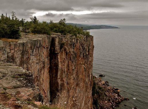 File:Palisade Head, North Shore of Lake Superior, Minnesota.JPG - Wikimedia  Commons