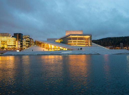File:People walking up the Oslo Opera House slopped roof (29765655312).jpg  - Wikimedia Commons