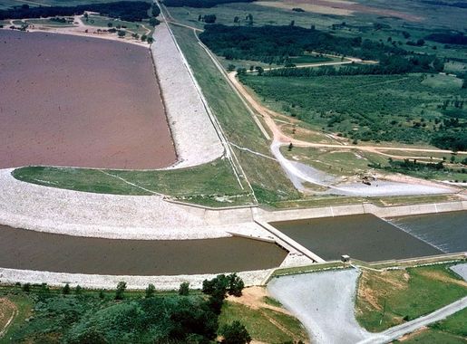 File:USACE Great Salt Plains Dam.jpg - Wikimedia Commons