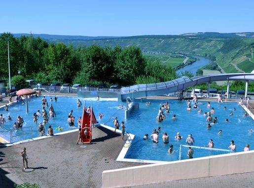 Beating the heat in the Eifel > Spangdahlem Air Base > Display