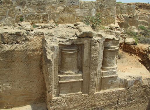 Dosya:Tombs of the Kings by Paride8.JPG - Vikipedi