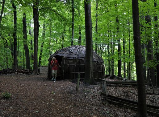 File:Blandford Nature Center.jpg - Wikimedia Commons