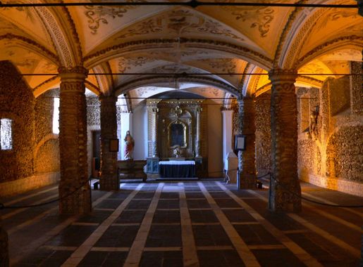 File:Capela dos ossos.jpg - Wikipedia