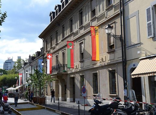File:Archive municipale Mairie de Carouge 04.JPG - Wikimedia Commons