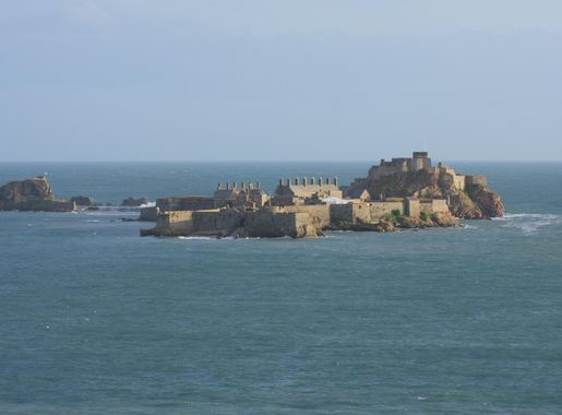 File:Elizabeth Castle Jersey 2.jpg - Wikimedia Commons