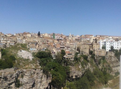 File:La vieille ville de constantine.jpg - Wikimedia Commons