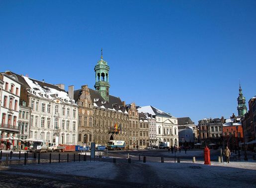 File:0 Mons - Grand'Place (2).JPG - Wikimedia Commons