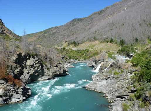 File:Kawarau River, New Zealand (1).JPG - Wikimedia Commons