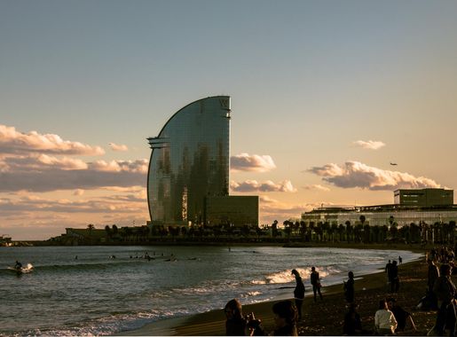 File:Barceloneta Beach (182528481).jpeg - Wikimedia Commons